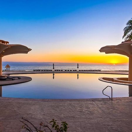 Ocean Front Condo With Pool Sleeps 6 Adults-Quinta Del Mar 203 Nuevo Vallarta Exterior photo