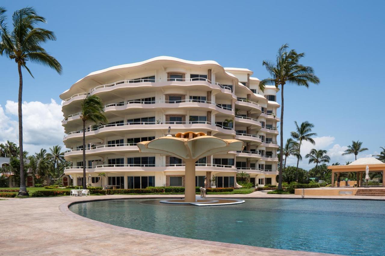 Ocean Front Condo With Pool Sleeps 6 Adults-Quinta Del Mar 203 Nuevo Vallarta Exterior photo