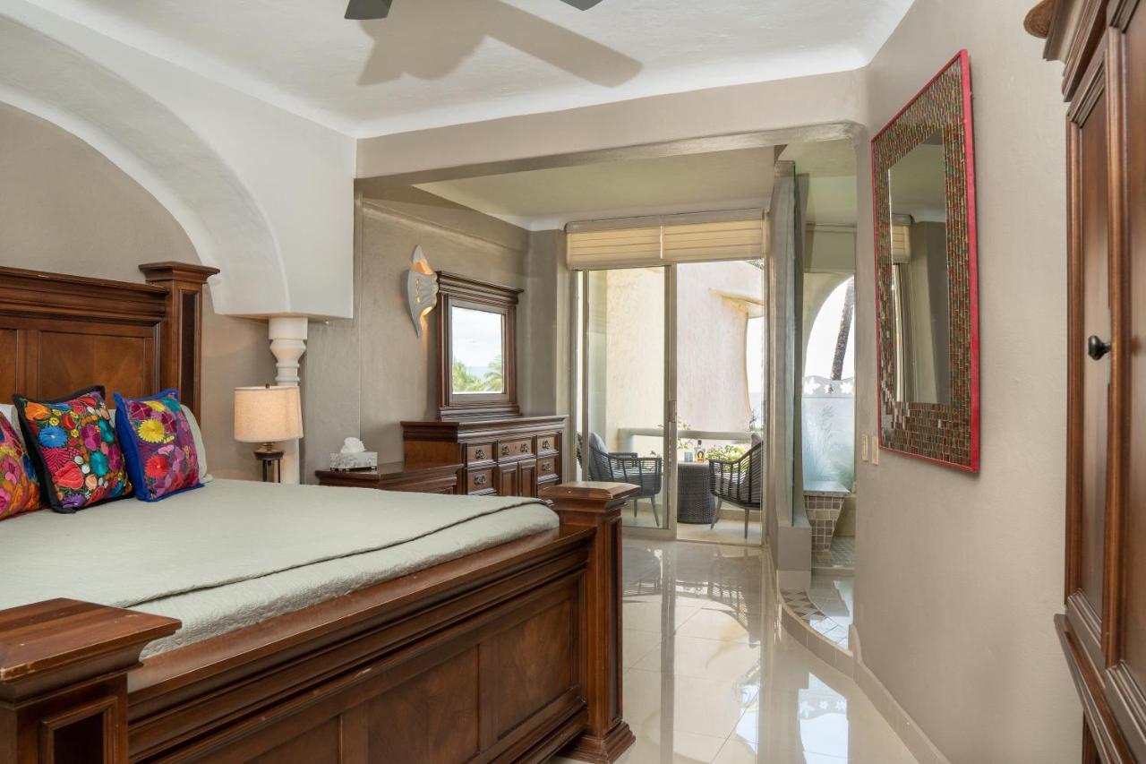 Ocean Front Condo With Pool Sleeps 6 Adults-Quinta Del Mar 203 Nuevo Vallarta Exterior photo