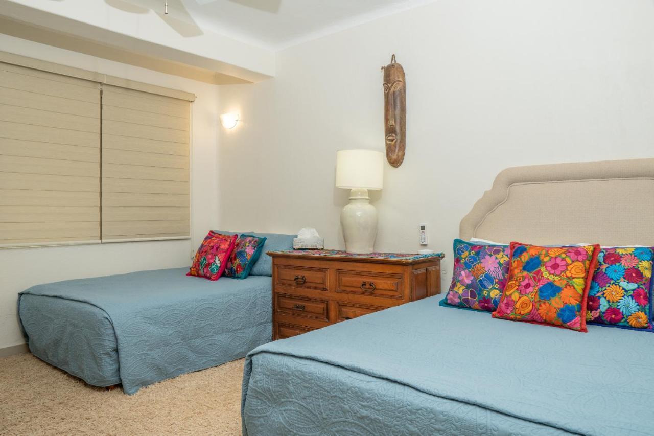 Ocean Front Condo With Pool Sleeps 6 Adults-Quinta Del Mar 203 Nuevo Vallarta Exterior photo